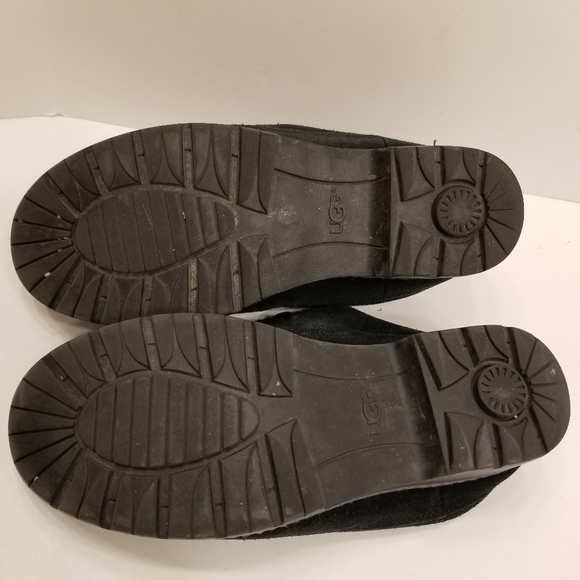 UGG W Lynwood water resistant black suede sheep skin clogs 7.5 100% authentic - Picture 5 of 16
